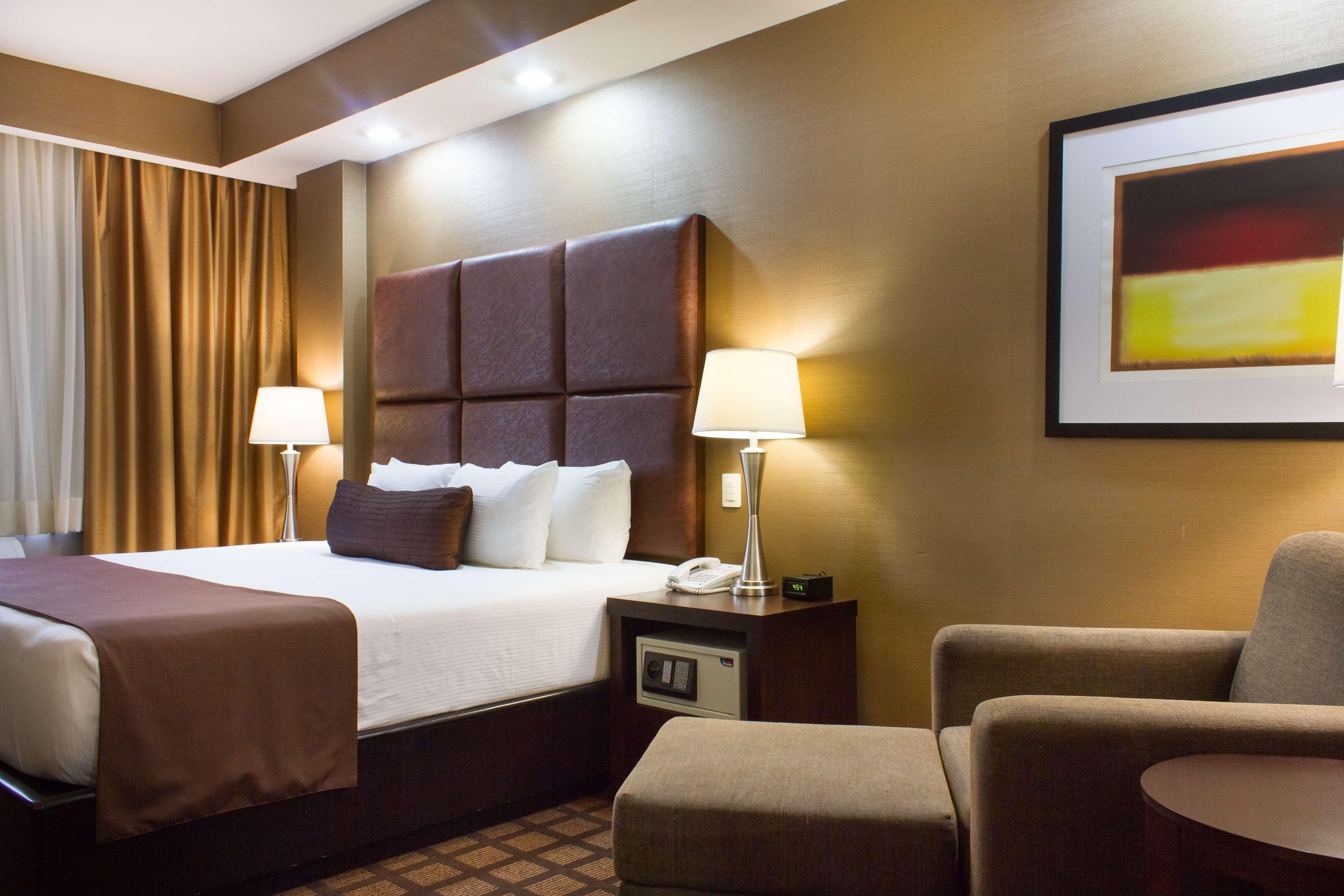 Best Western Premier Monterrey Aeropuerto Apodaca Exterior foto A typical room at the hotel